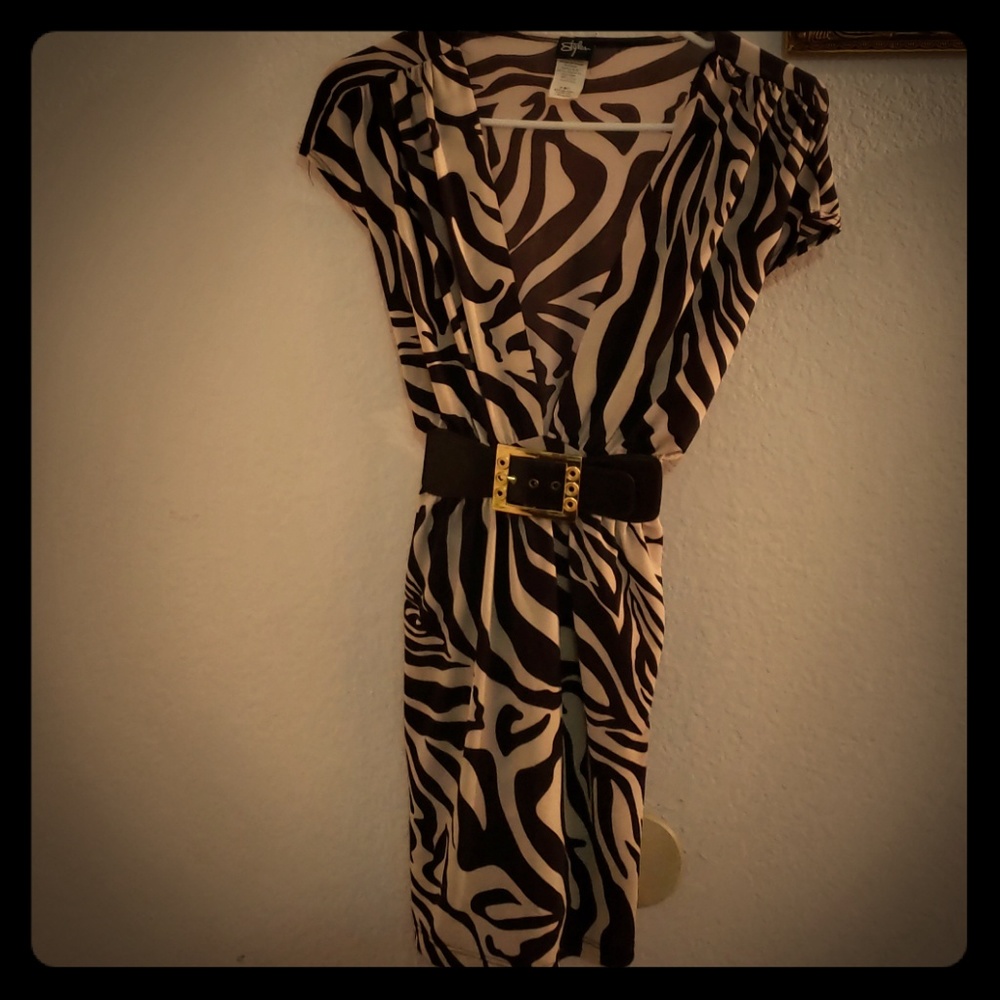 animal print top